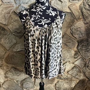 NWT Urban Behavior Leopard Tank Top L